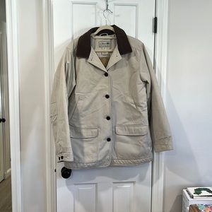 Ll bean barn jacket fully lined inside